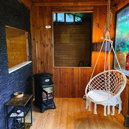 مكان تخييم Chalet Des Merveilles - Superbe Chalet Insolite Pleine Nature Villembray